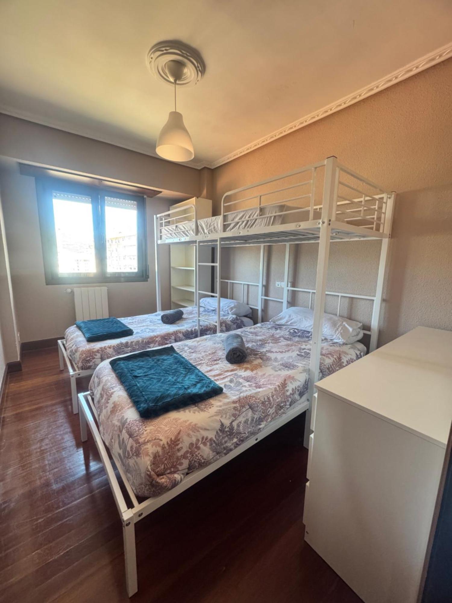 Muskiz Retreat, Playa 5 Mins, Wifi Gratis מראה חיצוני תמונה